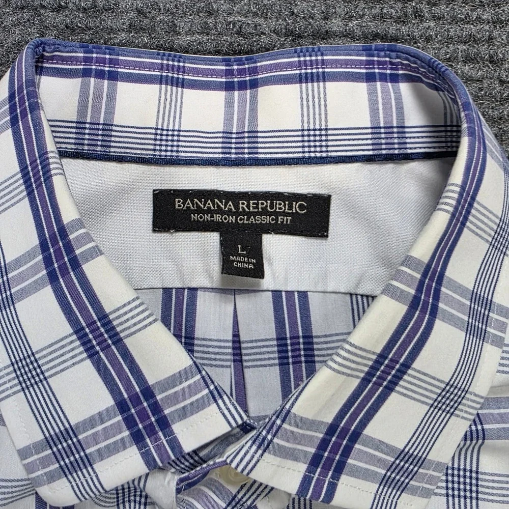 Banana Republic Non-Iron Classic Fit Shirt Men's Size L Purple Blue Plaid Button